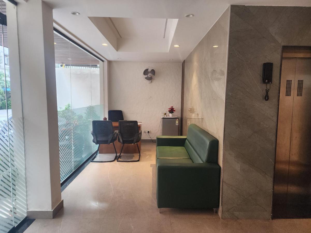 Hotel Flora Embassy Chennai Zewnętrze zdjęcie